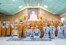 Thiêng liêng buổi lễ xuất gia – Đại Lễ Phật Thành Đạo 2024