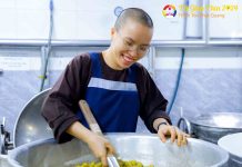 P7 – Hương vị Tết tại Thiền Tôn Phật Quang: Mứt chùm ruột + mứt tắc (quất)