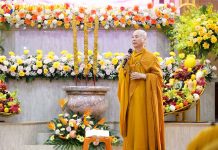 Buổi tụng kinh cuối năm Quý Mão đầy trang nghiêm ấm áp