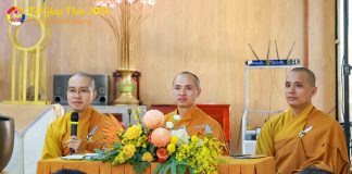 Quy y Tam Bảo mùng 3 Tết Giáp Thìn