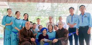 Củ Chi: Hội Từ Thiện Thiền Tôn Phật Quang thăm, chúc tết Mẹ VNAH và tặng quà cho người nghèo tại Thiền Thất Bảo Quang