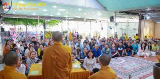 Quy y Tam Bảo mùng 4 Tết Giáp Thìn