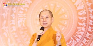 Hà Nội: Thiêng liêng khóa thiền đầu năm tại chùa Pháp Vân