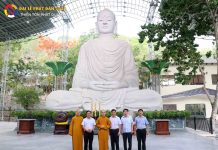 Đoàn PA02 – Công an tỉnh Đồng Nai đến thăm chùa và chúc mừng Phật Đản