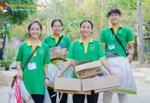 Nét Đẹp Phụng Sự Của Các Ban Công Quả