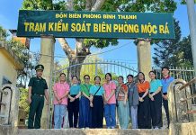 Đồng Tháp: Chúng thanh niên Phật tử Phật Quang tổ chức thăm hỏi các anh bộ đội biên phòng tại thành phố Hồng Ngự