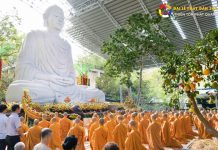 Thiêng Liêng Đại Lễ Phật Đản 2024 Tại Thiền Tôn Phật Quang