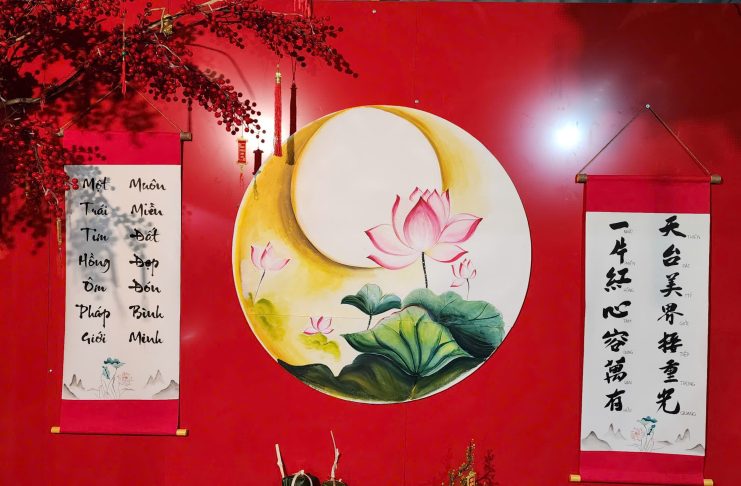 Câu Đối Chúc Bình An Trong Năm Mới